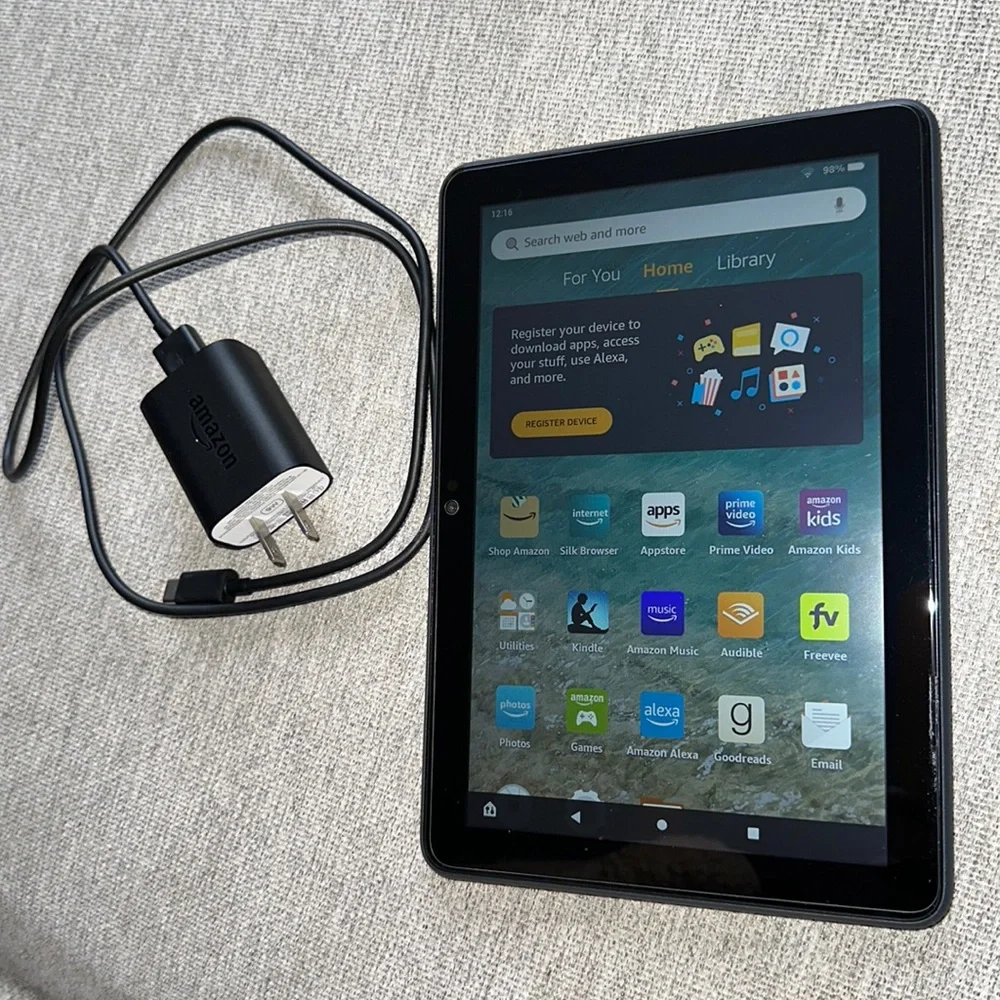 Fire HD 8 plus Tablet (10th generation) - Picture 3 of 4